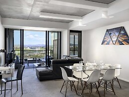 Peppers Gallery Hotel Canberra