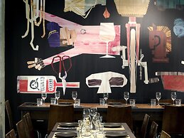 Peppers Gallery Hotel Canberra