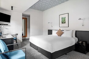 Peppers Gallery Hotel Canberra