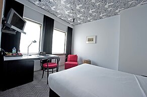 Peppers Gallery Hotel Canberra