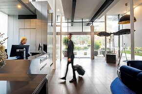 Peppers Gallery Hotel Canberra