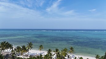 Sultan Sands Island Resort & Spa