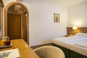 Golf Hotel