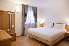 Golf Hotel