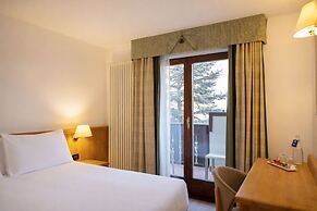 Golf Hotel
