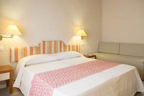 Blu Hotel Laconia Village