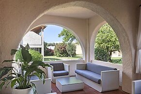 Blu Hotel Laconia Village