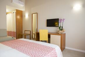 Blu Hotel Laconia Village