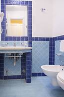 Blu Hotel Laconia Village