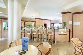 Rina Hotel