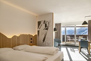 Blu Hotel Senales Zirm - Cristal