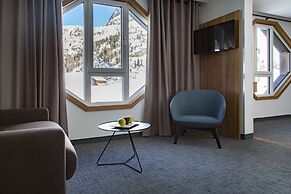 Blu Hotel Senales Zirm - Cristal