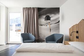 Blu Hotel Senales Zirm - Cristal