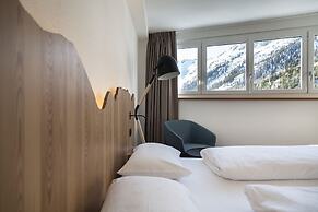 Blu Hotel Senales Zirm - Cristal