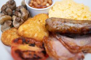 Tewinbury Farm Hotel