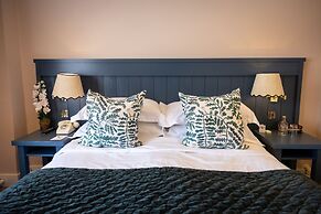 Tewinbury Farm Hotel