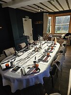 Tewinbury Farm Hotel