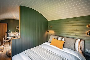 Tewinbury Farm Hotel