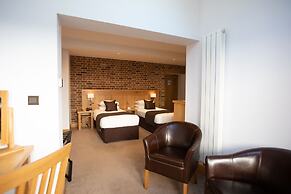 Tewinbury Farm Hotel