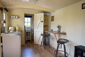 Tewinbury Farm Hotel