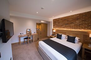 Tewinbury Farm Hotel
