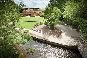 Tewinbury Farm Hotel