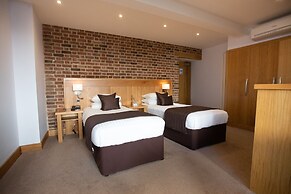 Tewinbury Farm Hotel