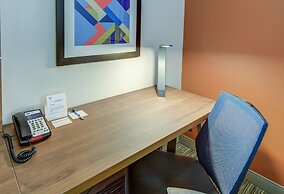 Holiday Inn Express & Suites Foley by IHG
