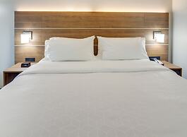 Holiday Inn Express & Suites Foley by IHG