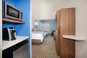 Holiday Inn Express & Suites Chowchilla - Yosemite Park Area by IHG
