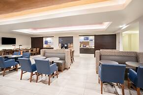 Holiday Inn Express & Suites Chowchilla - Yosemite Park Area by IHG