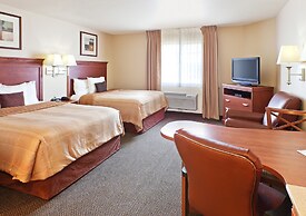 Candlewood Suites Fayetteville – University of Arkansas by IHG