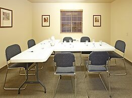 Candlewood Suites Fayetteville – University of Arkansas by IHG