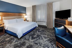 Candlewood Suites Fayetteville – University of Arkansas by IHG