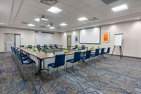 Holiday Inn Express & Suites Vaughan-Southwest by IHG