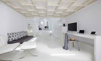 Dreams Luxury Suites