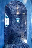 Dreams Luxury Suites