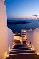 Dreams Luxury Suites