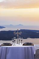 Dreams Luxury Suites