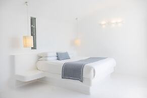 Dreams Luxury Suites