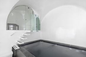 Dreams Luxury Suites