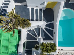 Dreams Luxury Suites