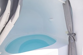 Dreams Luxury Suites