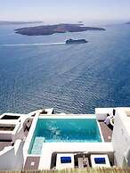 Dreams Luxury Suites