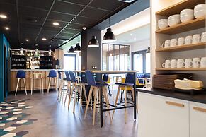Kyriad NIORT - Espace Mendes-France