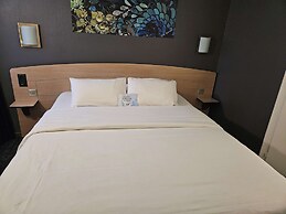 Kyriad NIORT - Espace Mendes-France
