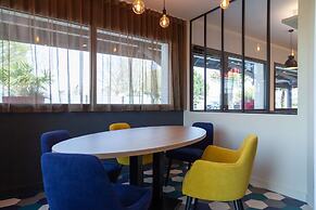 Kyriad NIORT - Espace Mendes-France