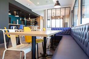 Kyriad NIORT - Espace Mendes-France