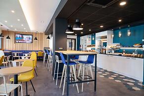 Kyriad NIORT - Espace Mendes-France