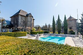 Le Chateau De Candie